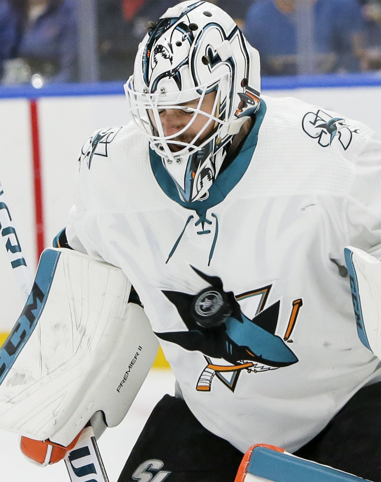 Blues look to redeem in Game 4
